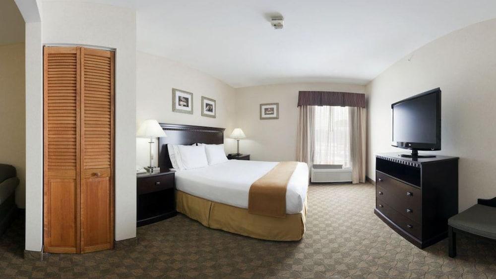 Holiday Inn Express & Suites Carneys Point - Pennsville By Ihg Zewnętrze zdjęcie