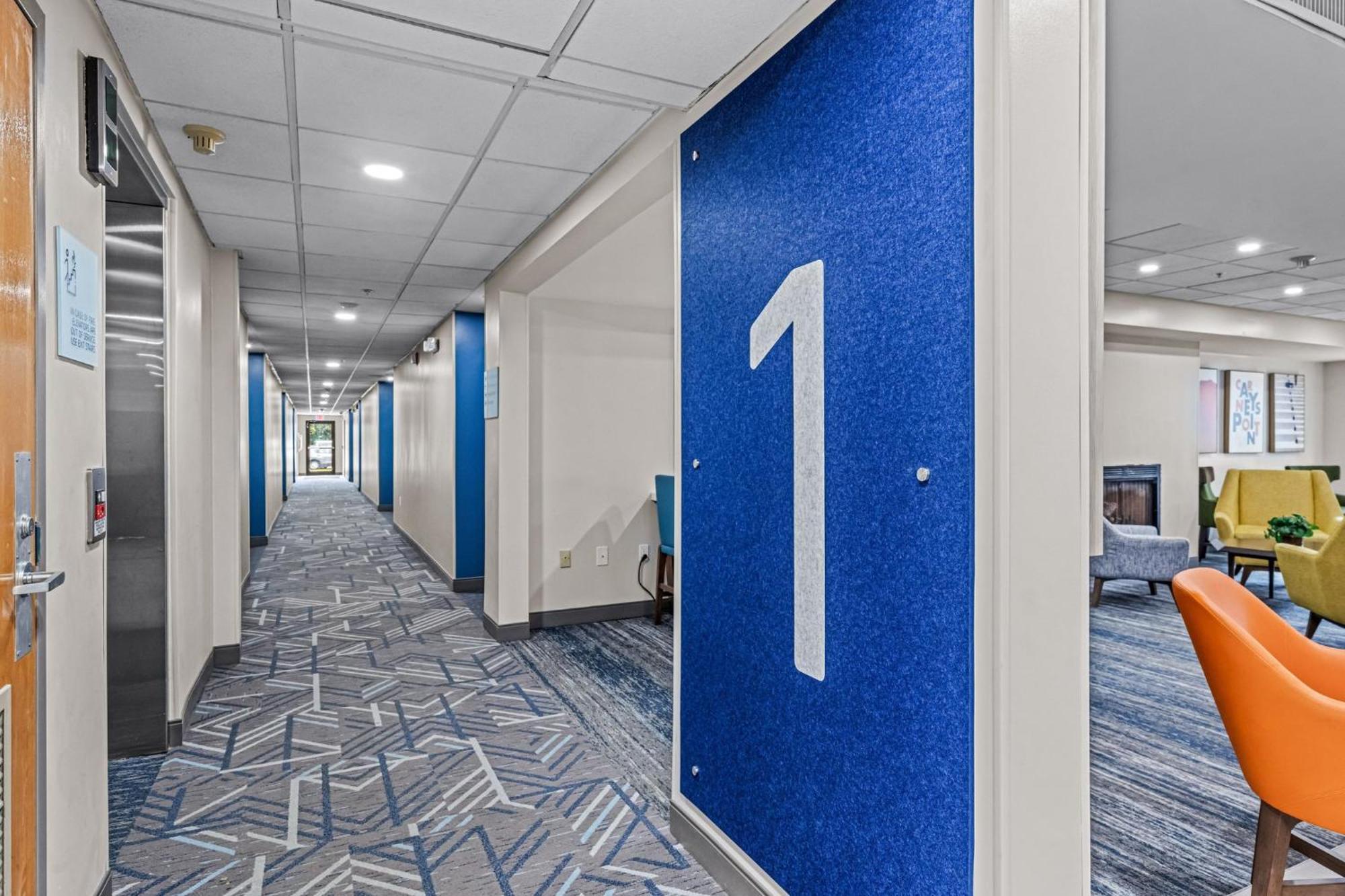Holiday Inn Express & Suites Carneys Point - Pennsville By Ihg Zewnętrze zdjęcie