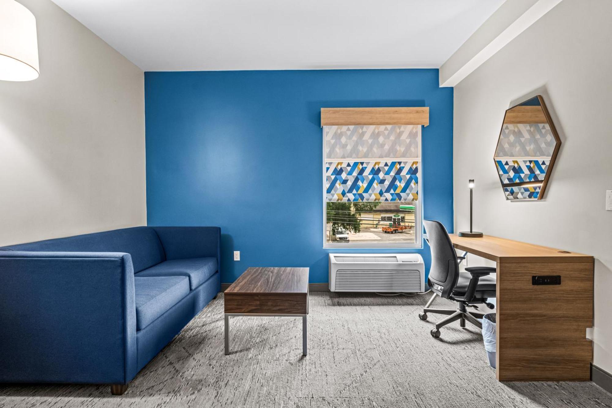 Holiday Inn Express & Suites Carneys Point - Pennsville By Ihg Zewnętrze zdjęcie