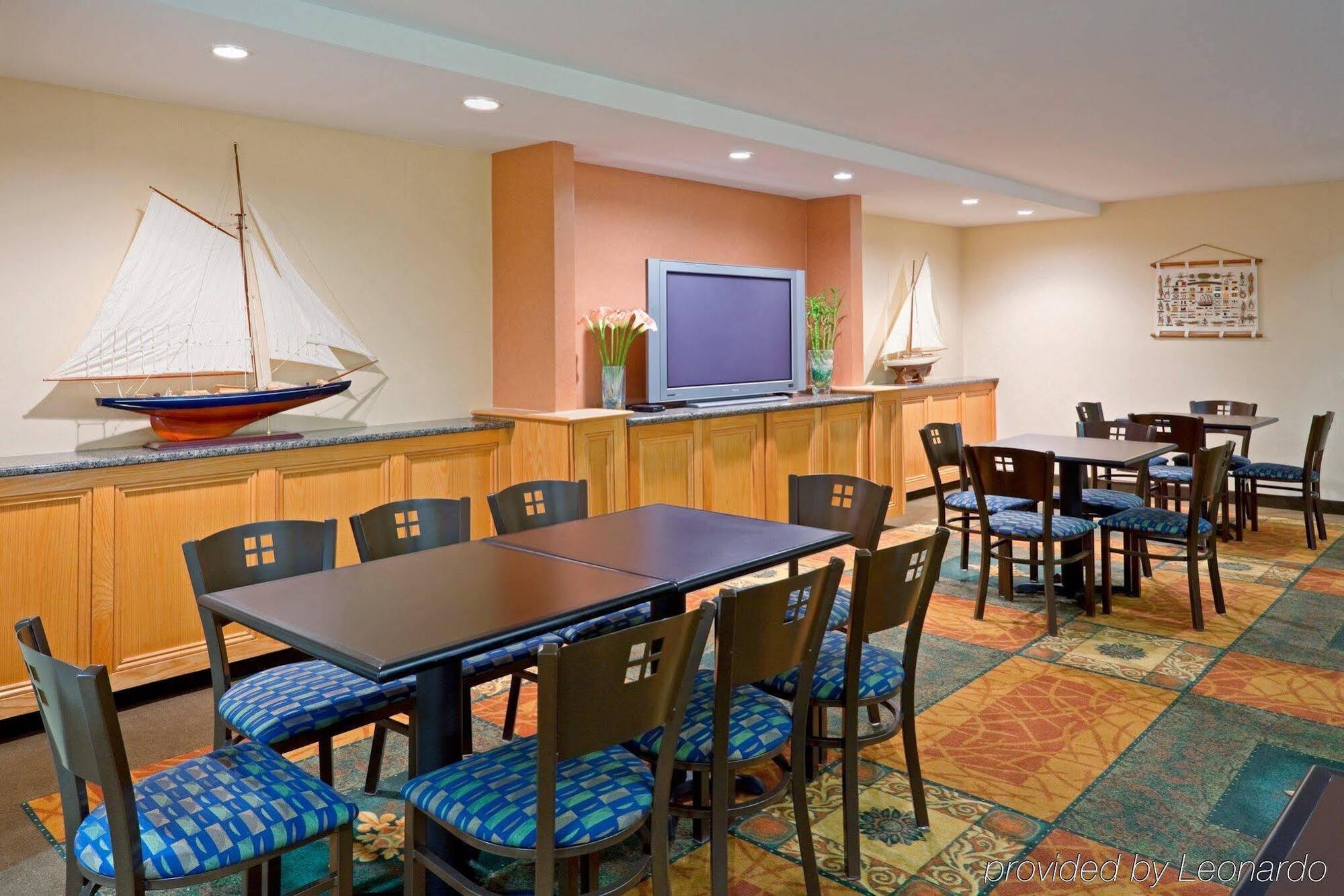 Holiday Inn Express & Suites Carneys Point - Pennsville By Ihg Zewnętrze zdjęcie